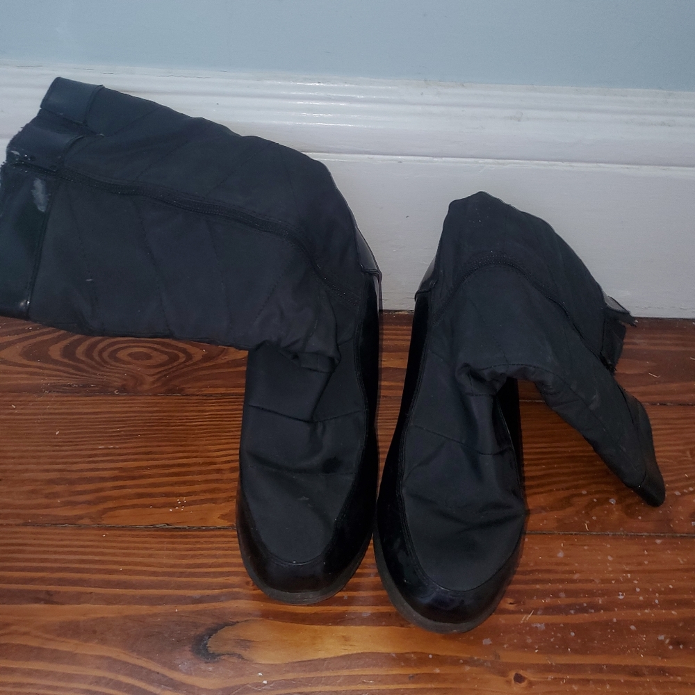 Women's Thermolite rain/snow boots size 10